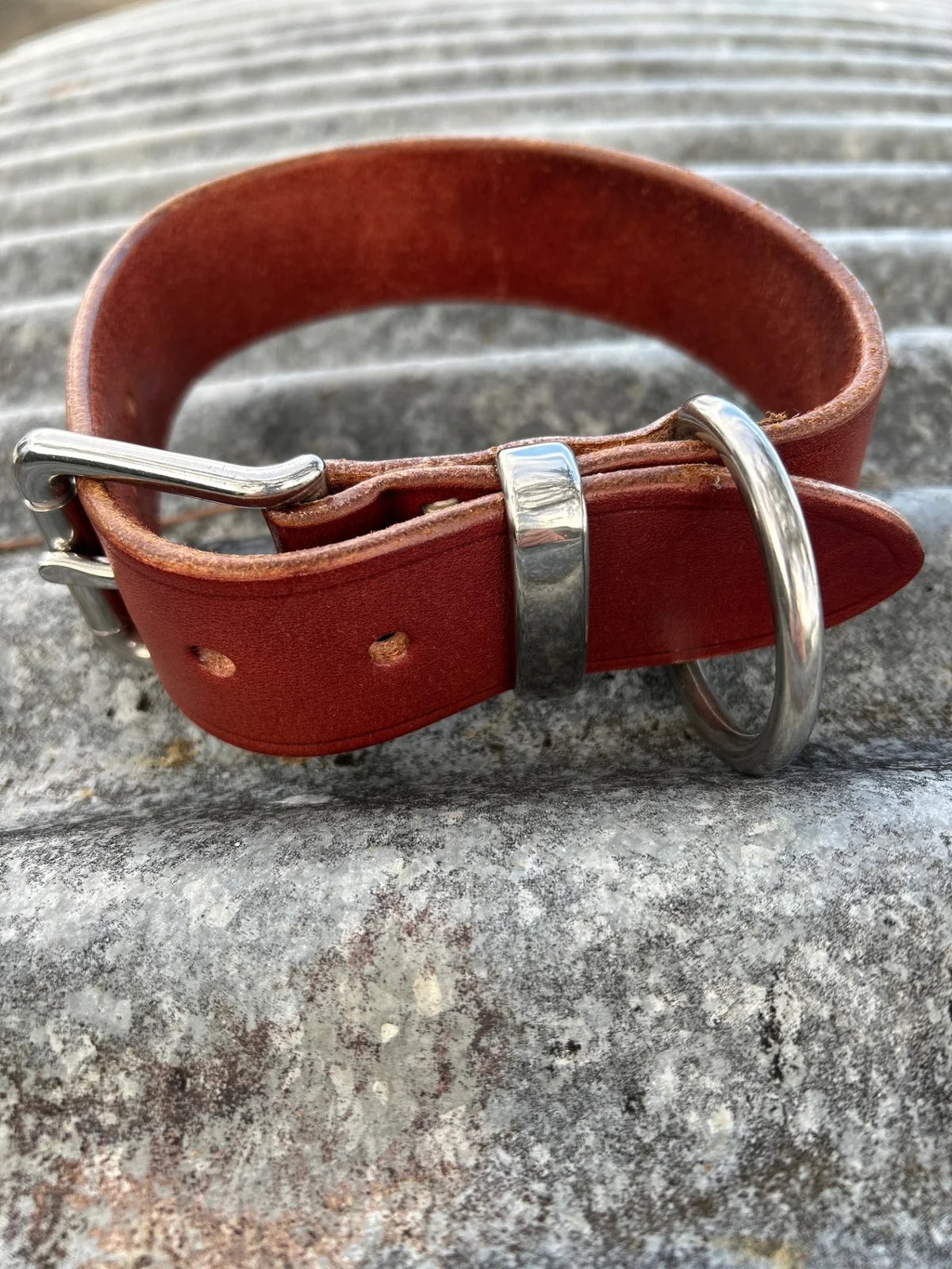 The Penny handmade leather dog collar